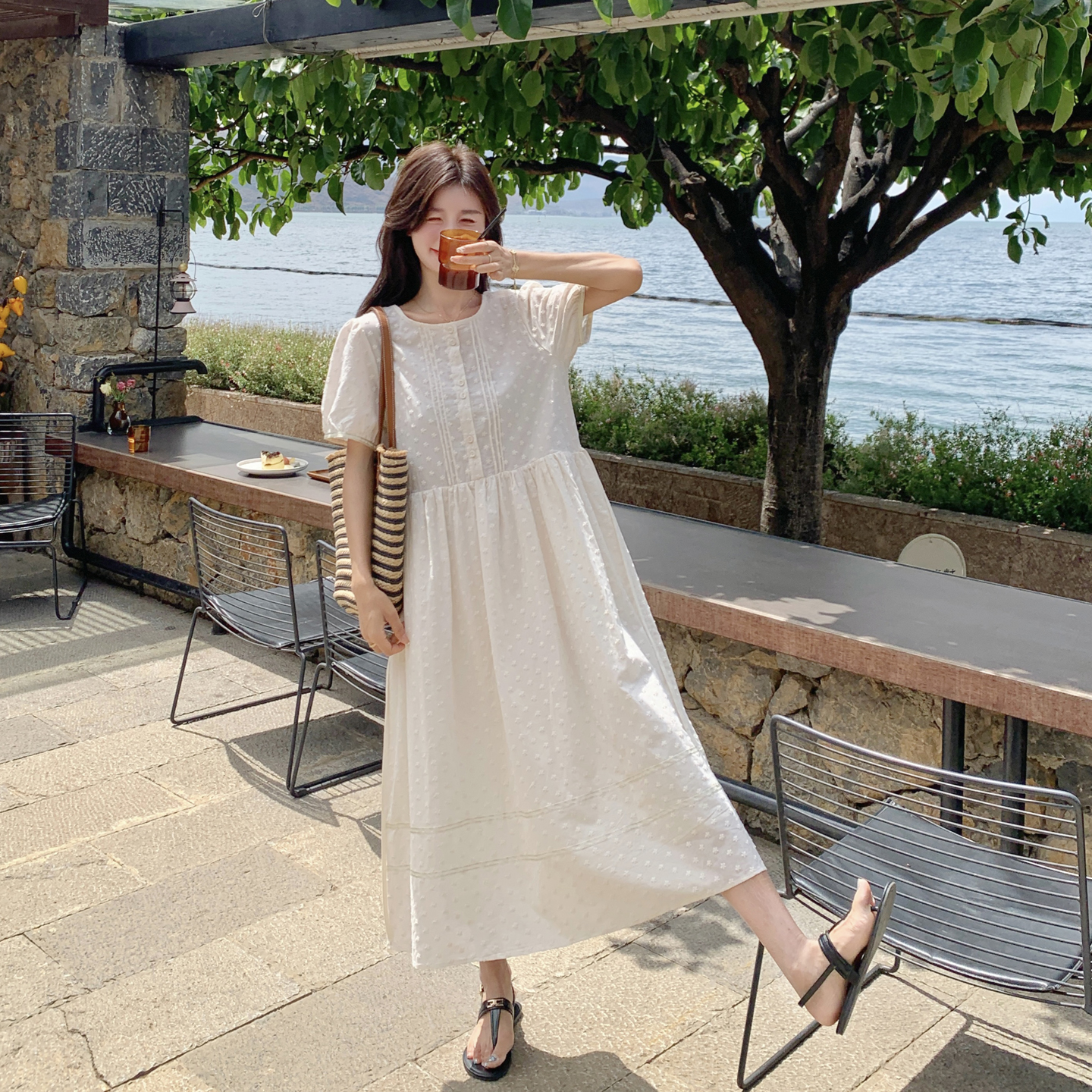 法式温柔风刺绣连衣裙女2025新款夏日清新少女感巨好看的初恋裙子