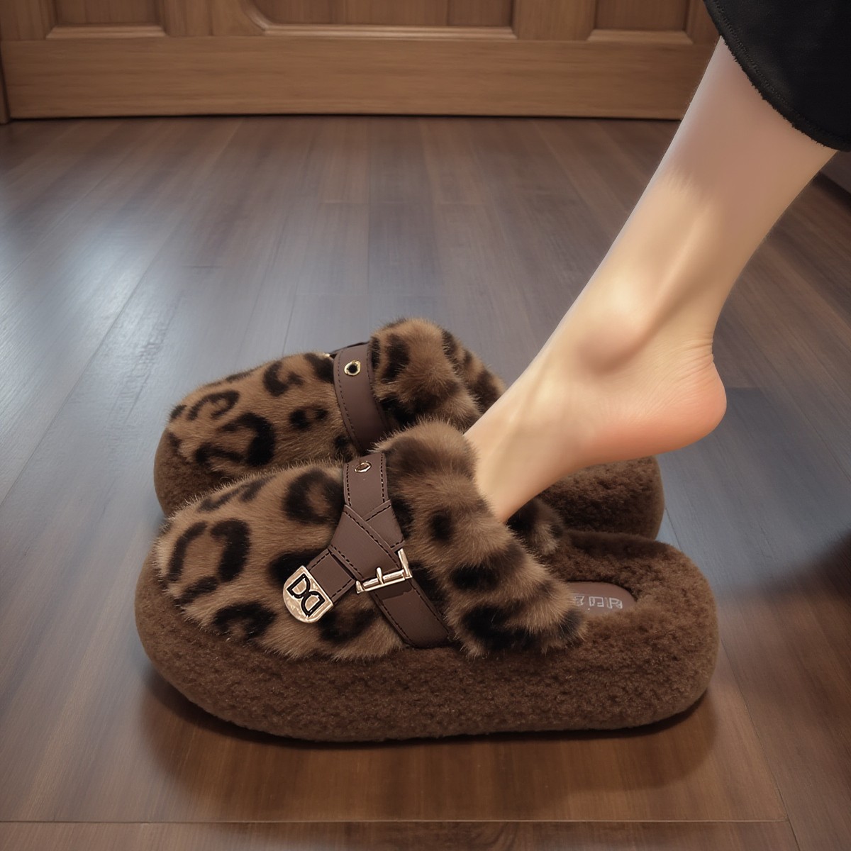 羊羔绒包头毛毛拖鞋女外穿2025新款冬季豹纹厚底超软加绒孕妇棉拖
