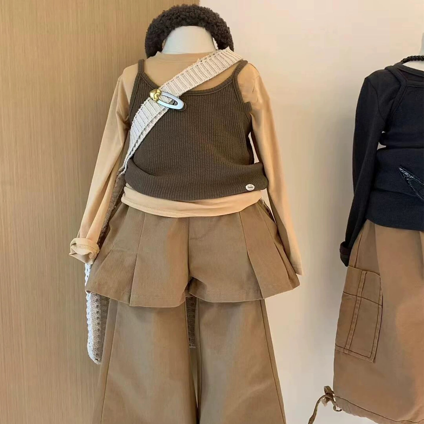 女童套装秋季25新款女孩时髦洋气打底衫针织吊带上衣儿童休闲裙裤