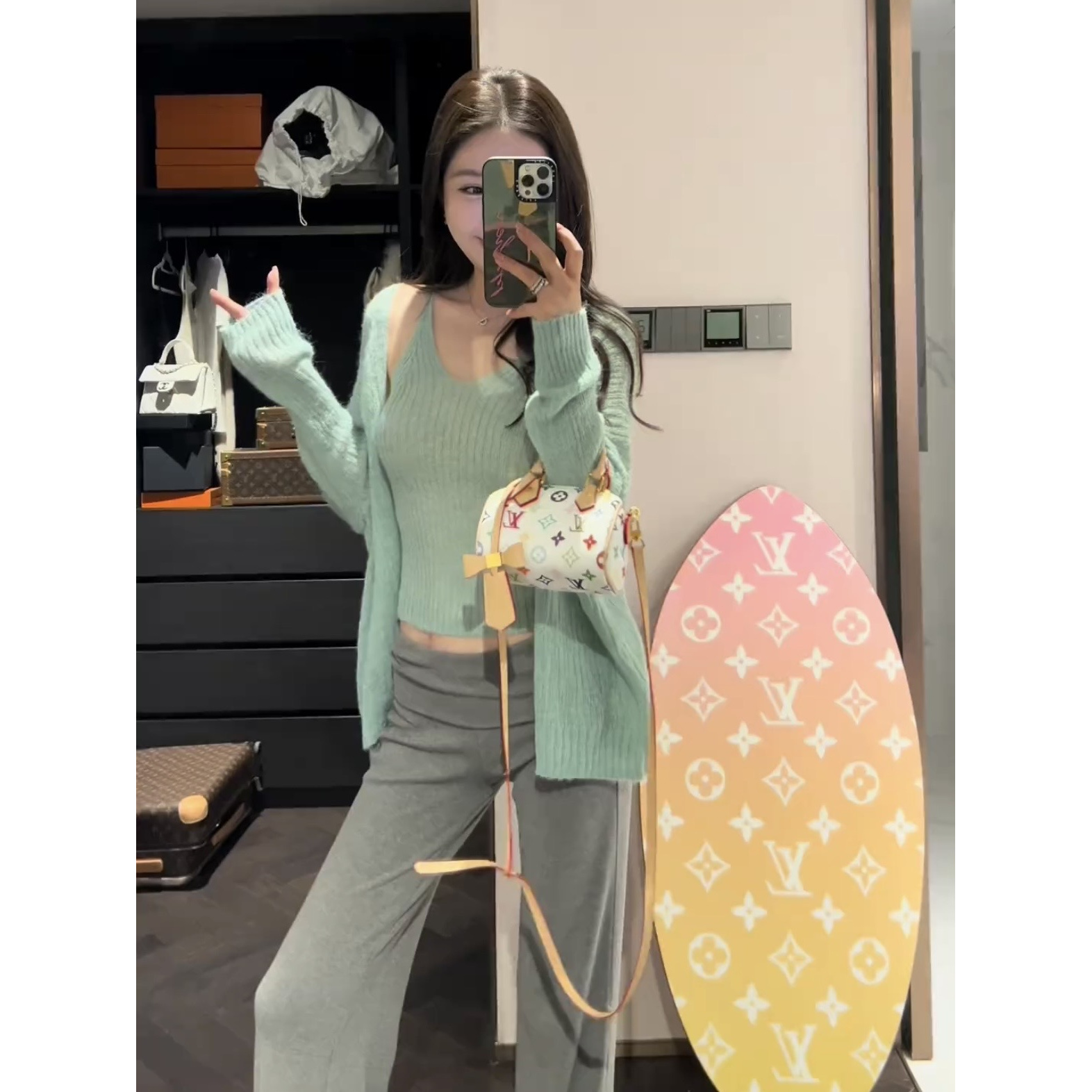 法式氛围感chic绿色开衫吊带女2025春季气质显瘦两件套针织衫上衣