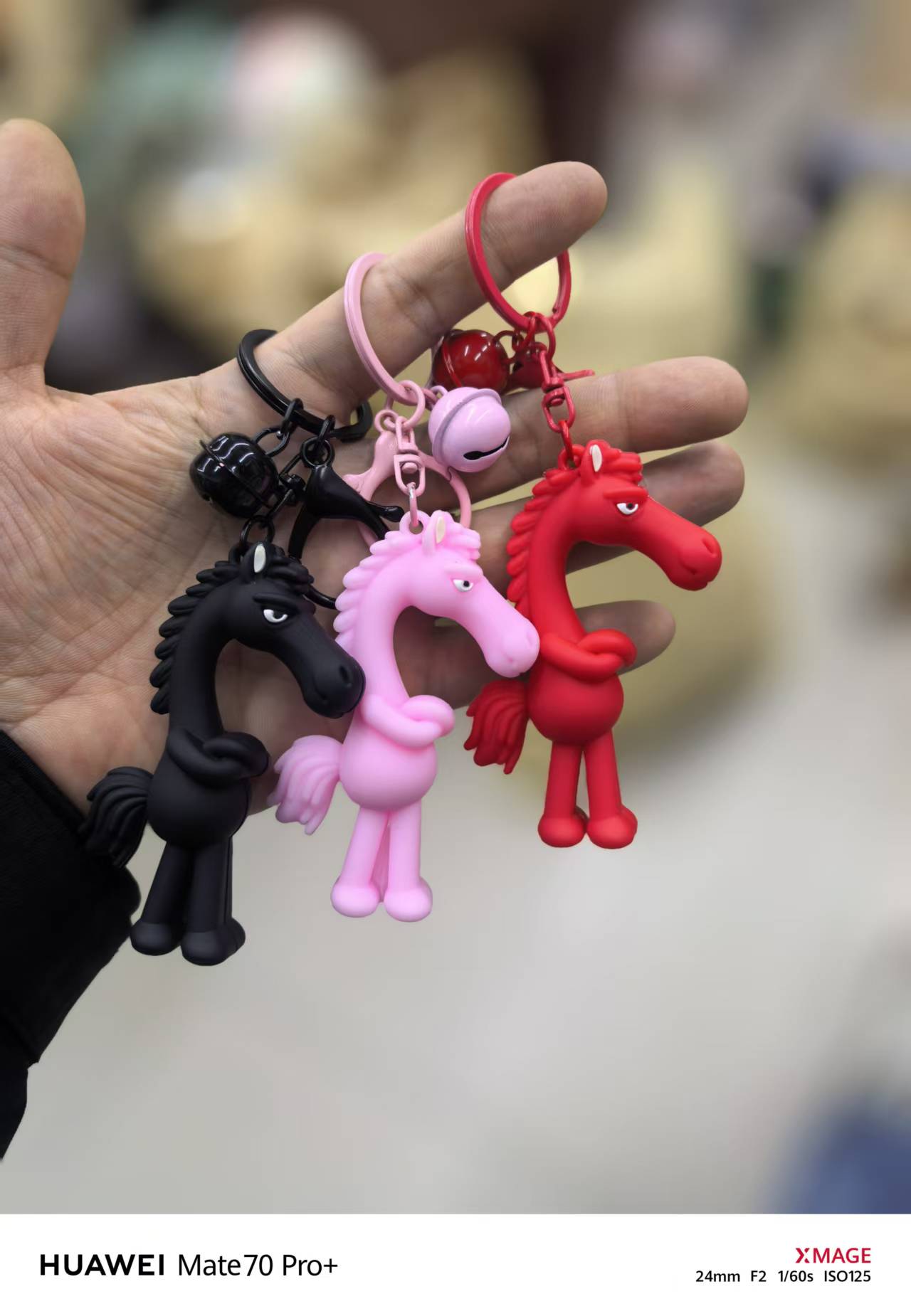 创意天选小黑马2026年马年钥匙扣挂饰吉祥物高冷黑马玩偶公仔礼物