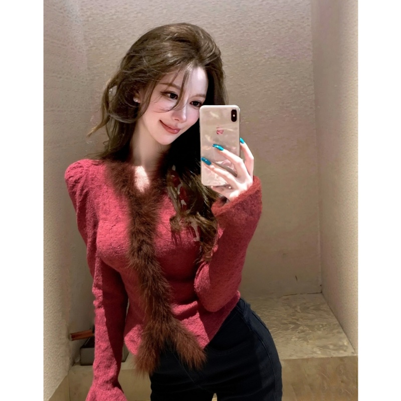 2026秋冬法式洋气时尚小众不撞款喇叭袖加厚红色蕾丝毛毛打底上衣