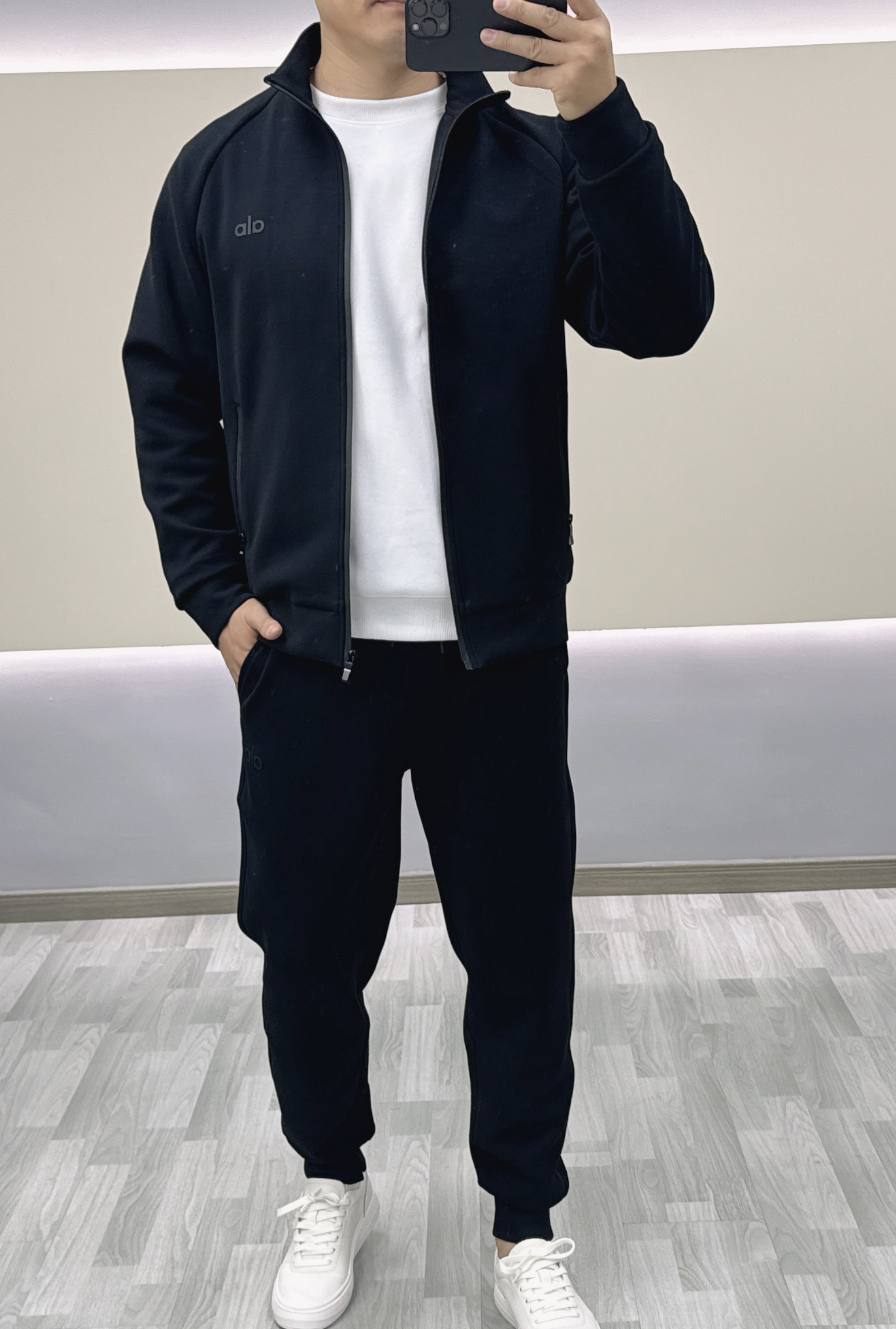 男士连帽休闲运动套装秋季男立领拉链开衫休闲春秋百搭简约潮流