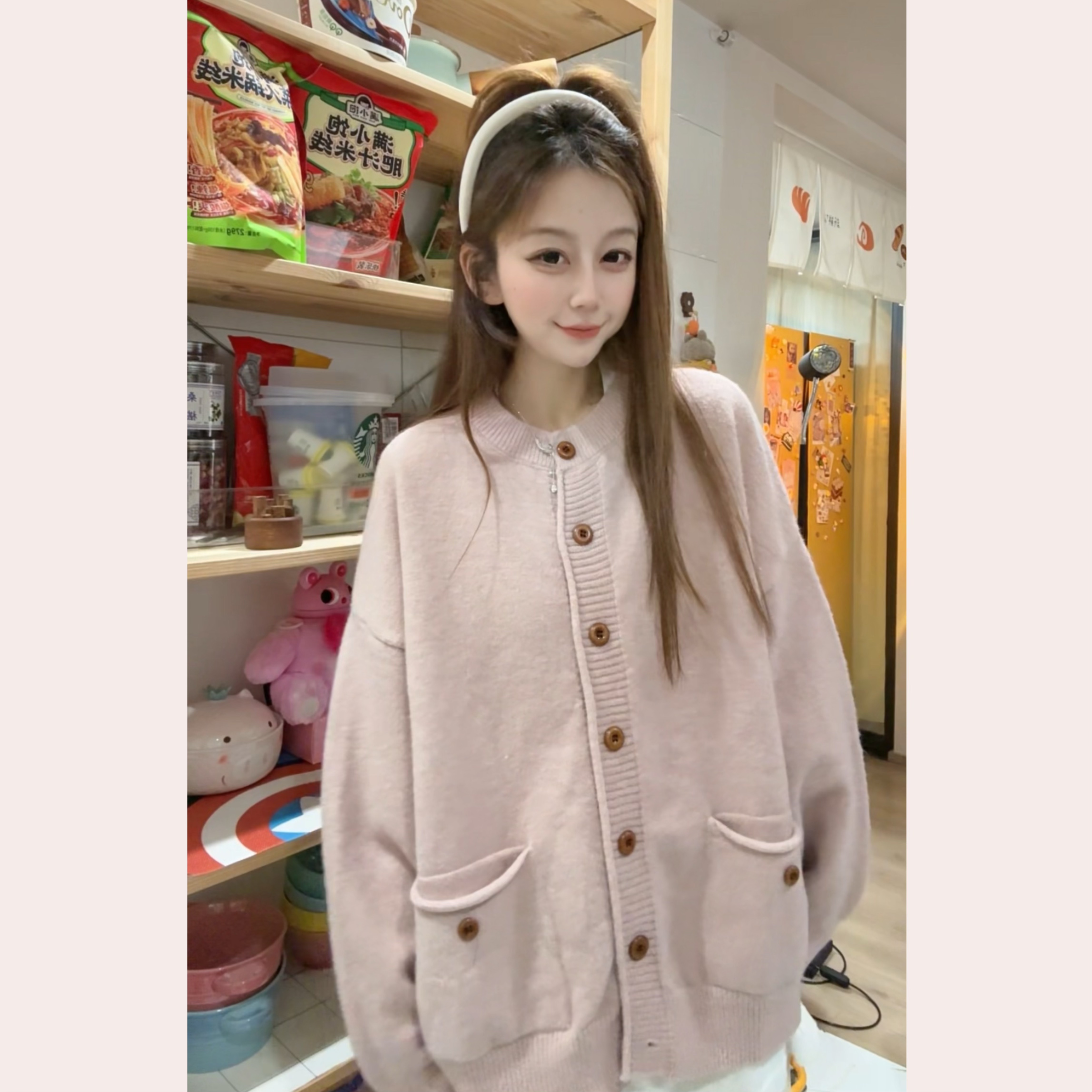 【妮妮沙】5146 冬季新款多口袋针织开衫宽松圆领奶系柔软针织衫女