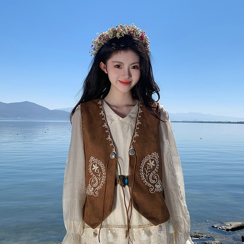 云南新疆旅游民族风异域重工刺绣鹿皮绒开衫小马甲复古波西米亚夏