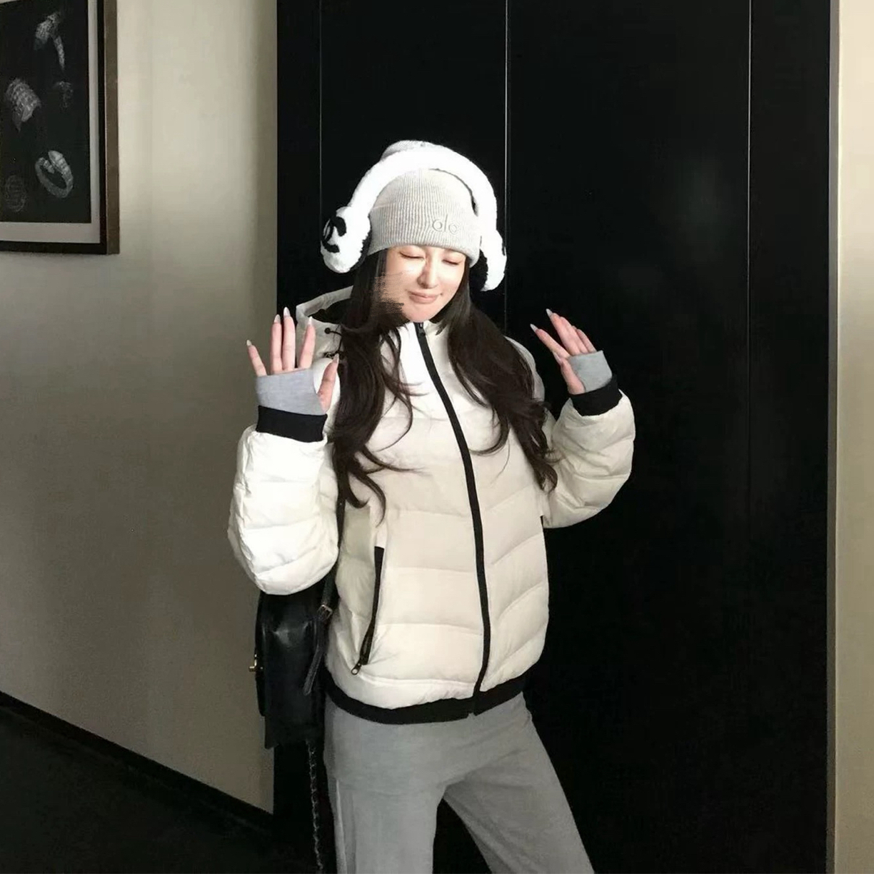 私服挚爱羽绒！排骨撞色连帽可溯源三星安心90白鸭绒羽绒服女
