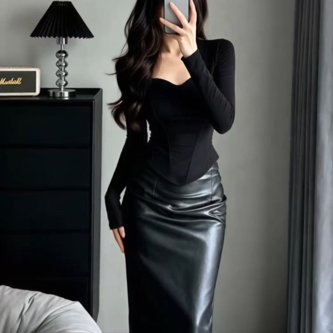 韩系辣妹纯欲风方领鱼骨坎肩长袖上衣高腰包臀半身裙套装女