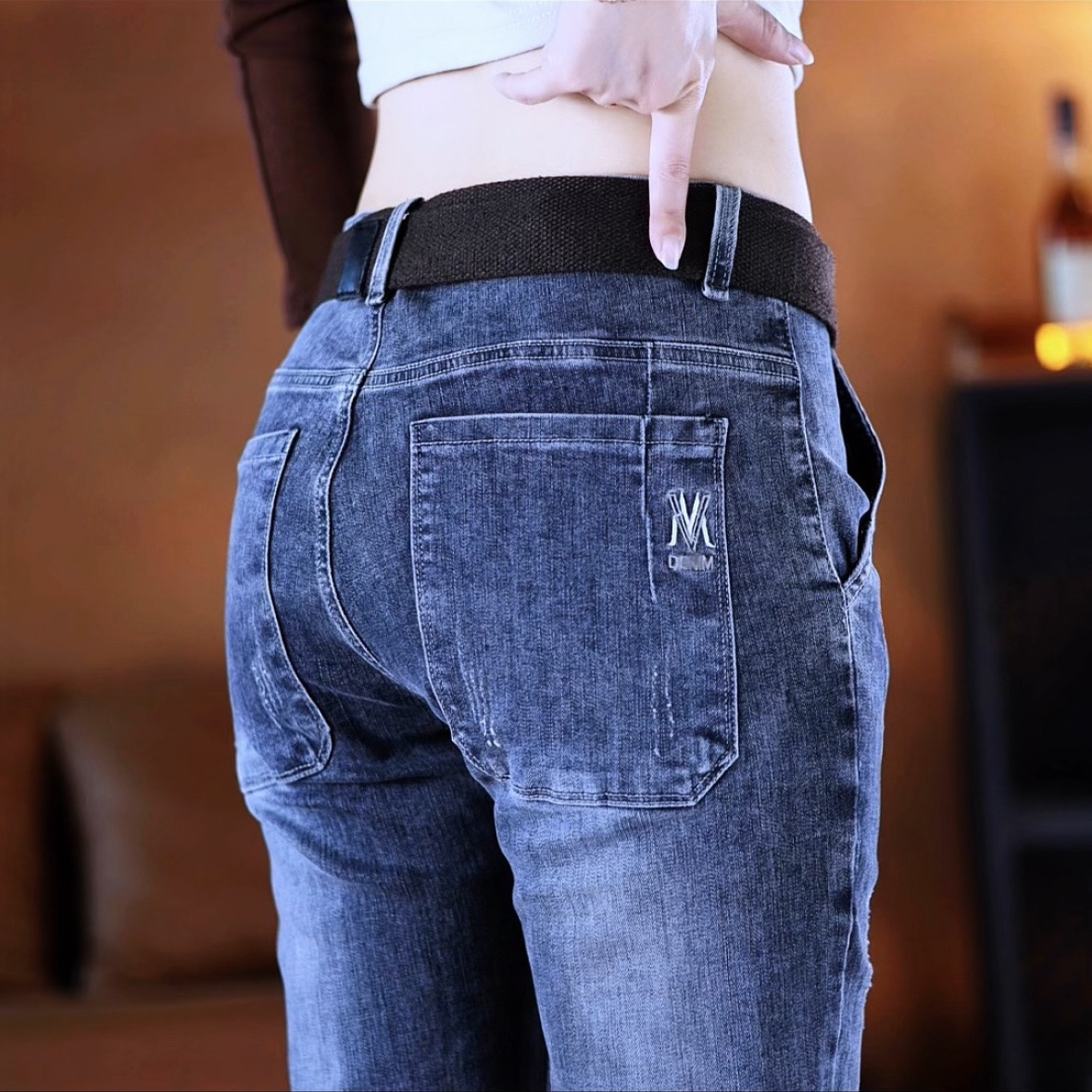 爆款2025秋冬百搭小脚裤男士男款牛仔裤蓝色修身裤子男款韩版高端