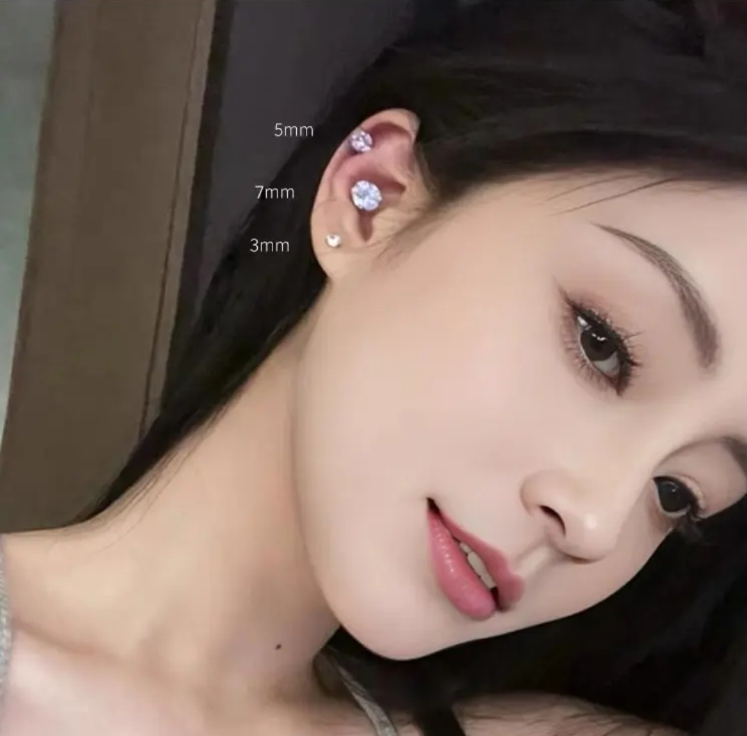 【爆闪耳钉】简约时尚百搭爆闪耳钉耳骨钉小巧精致