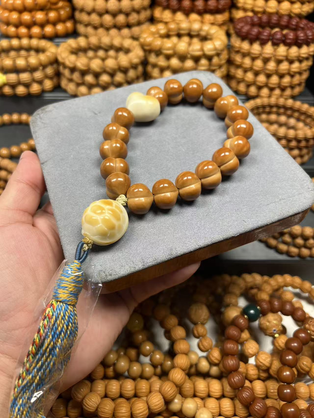 爆款·精品·手工柯基屁桃·15mm+猴头核桃手持