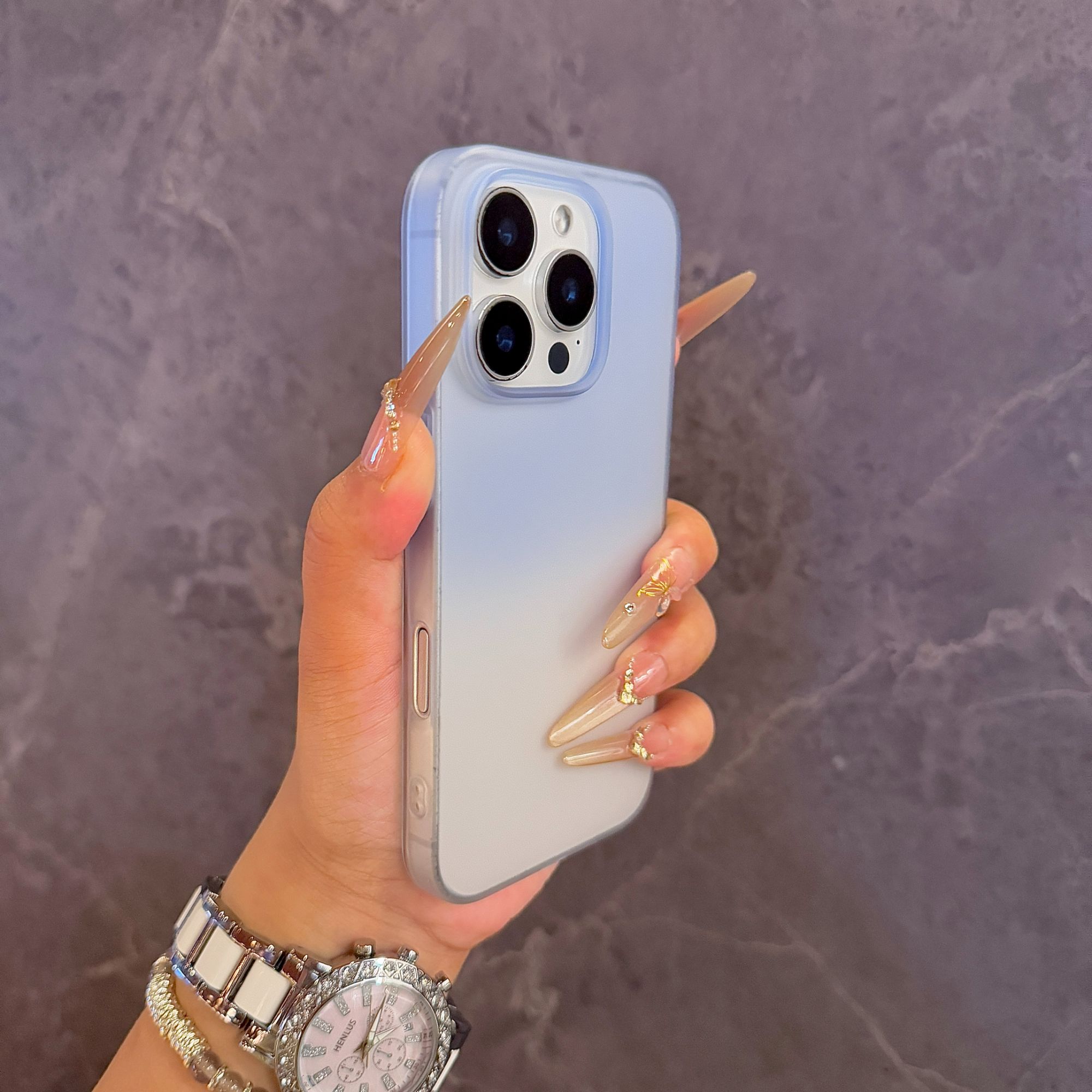 磨砂渐变蓝色适用苹果16promax手机壳iPhone15简约14防指纹13硬12