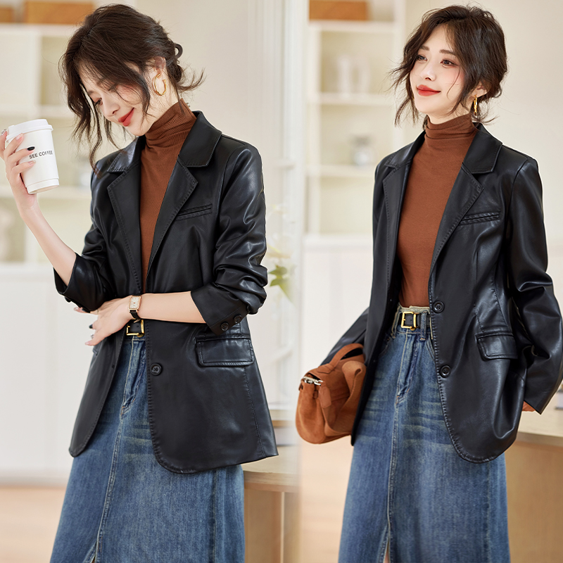 海宁真皮皮衣女士单排两粒扣2025春装新款韩版绵羊皮修身西装外套
