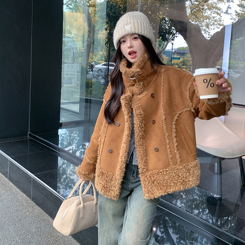 咖色复古气质皮毛一体外套女短款2025冬季新款高级感加绒保暖棉服