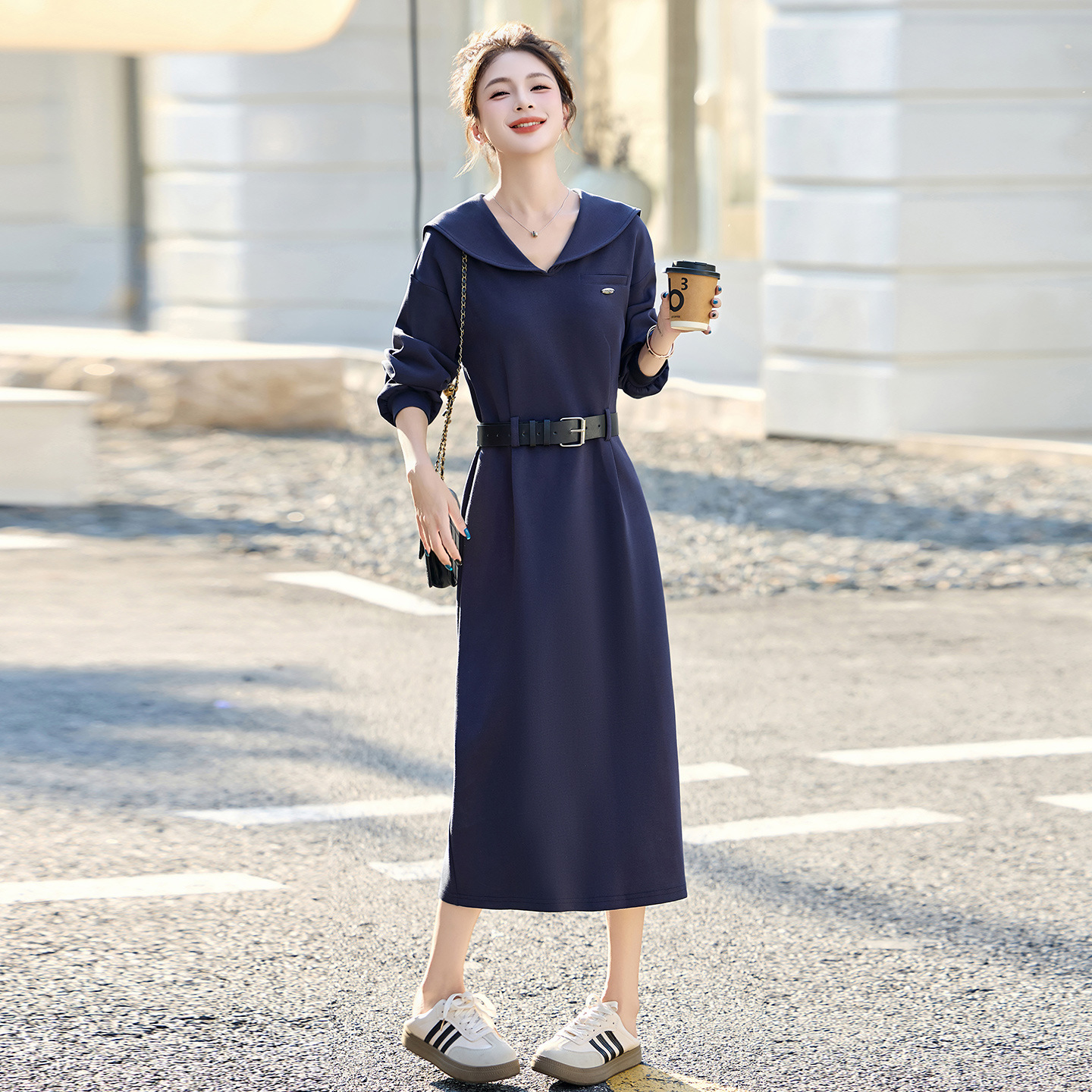 韩系学院风型连衣裙秋季时尚显瘦长袖休闲收腰气质裙配腰带连衣裙