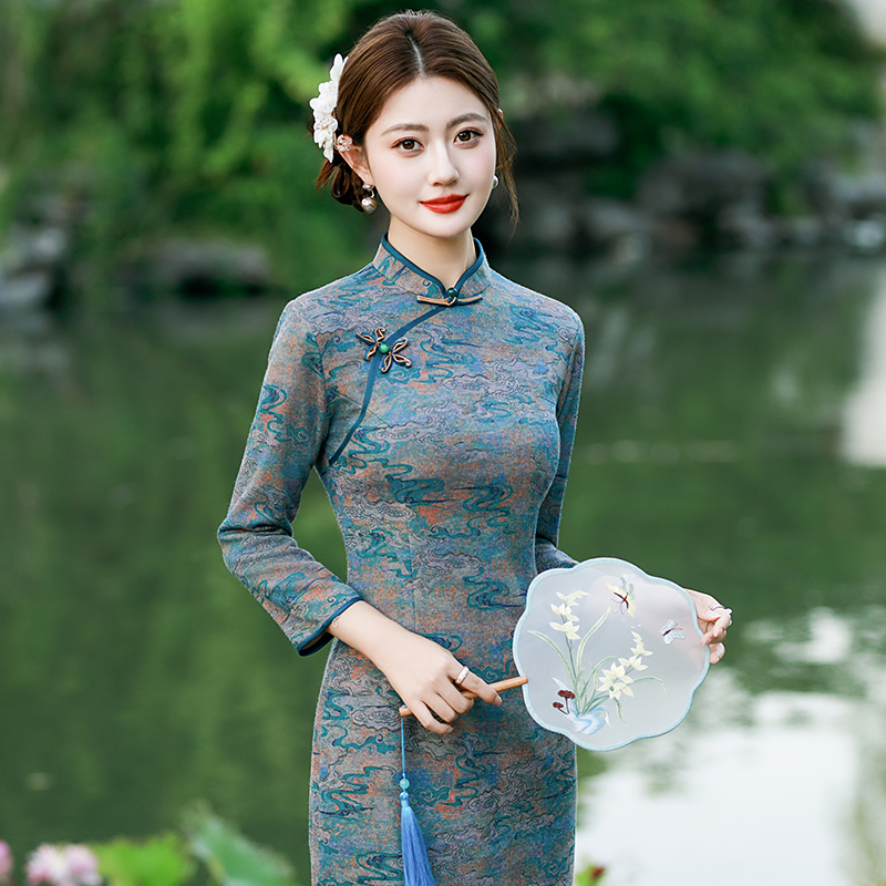 新中式旗袍高端2025秋季国风日常可穿复古改良裙子老上海礼服