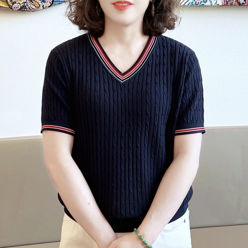 v领短袖t恤女士妈妈夏装2025新款时尚洋气上衣大码遮肚显瘦针织衫