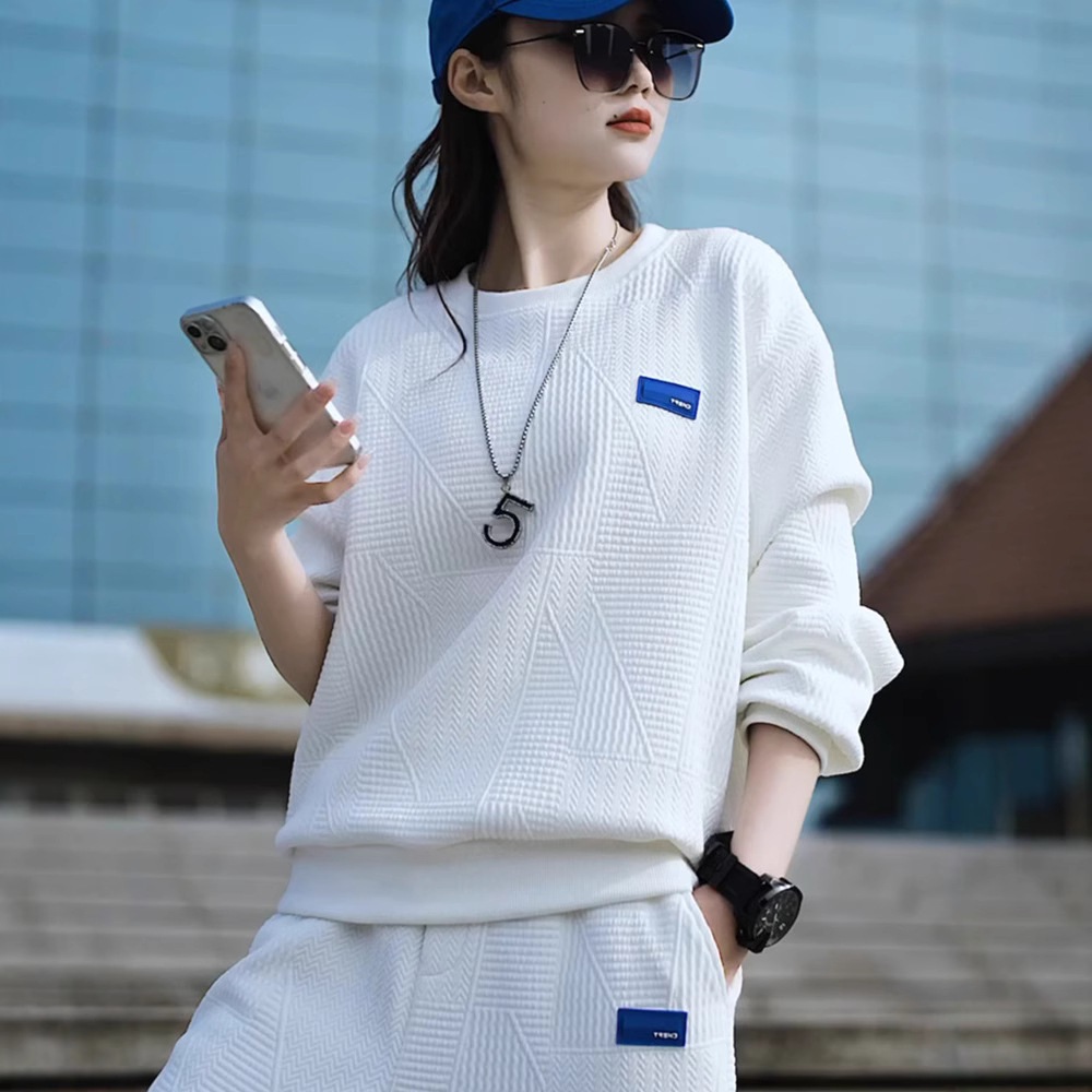 2025春装新款休闲运动套装女感时尚洋气减龄卫衣束脚裤两件套