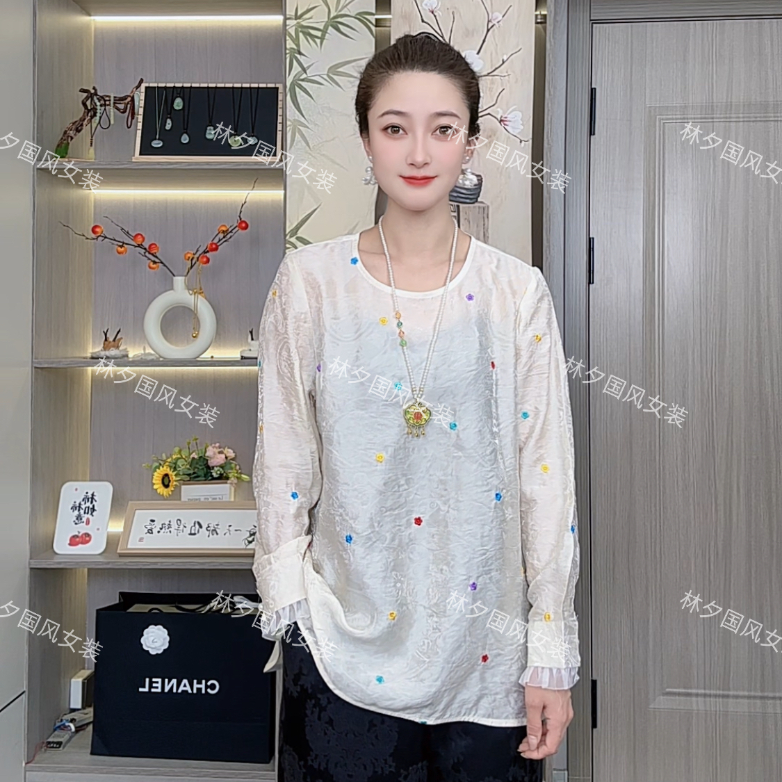 新中式设计师绣花常规款女长袖国风刺绣常规圆领T恤气质