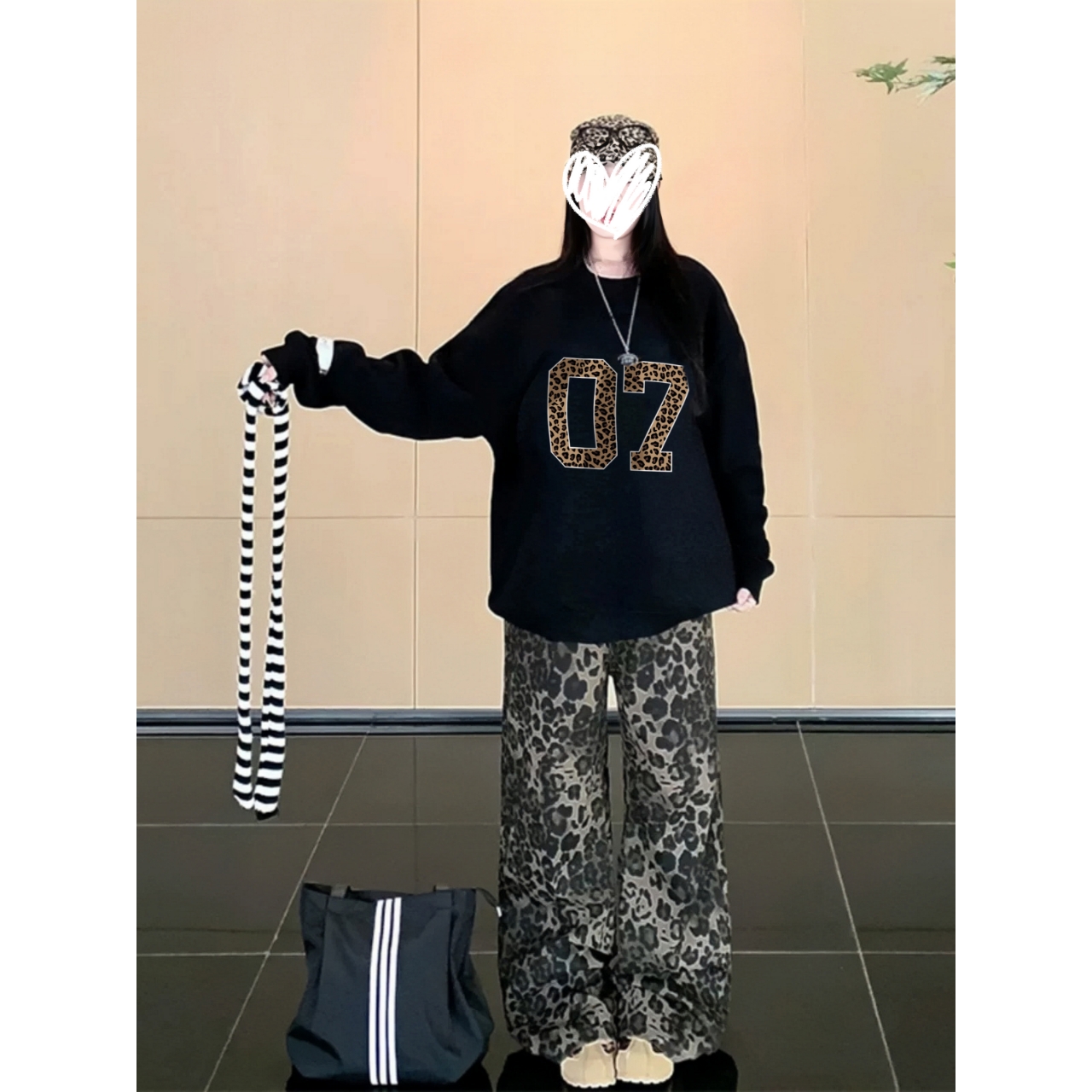 长袖圆领秋季印花数字t恤千金风2-300斤大码女装遮肉宽松胖MM上衣
