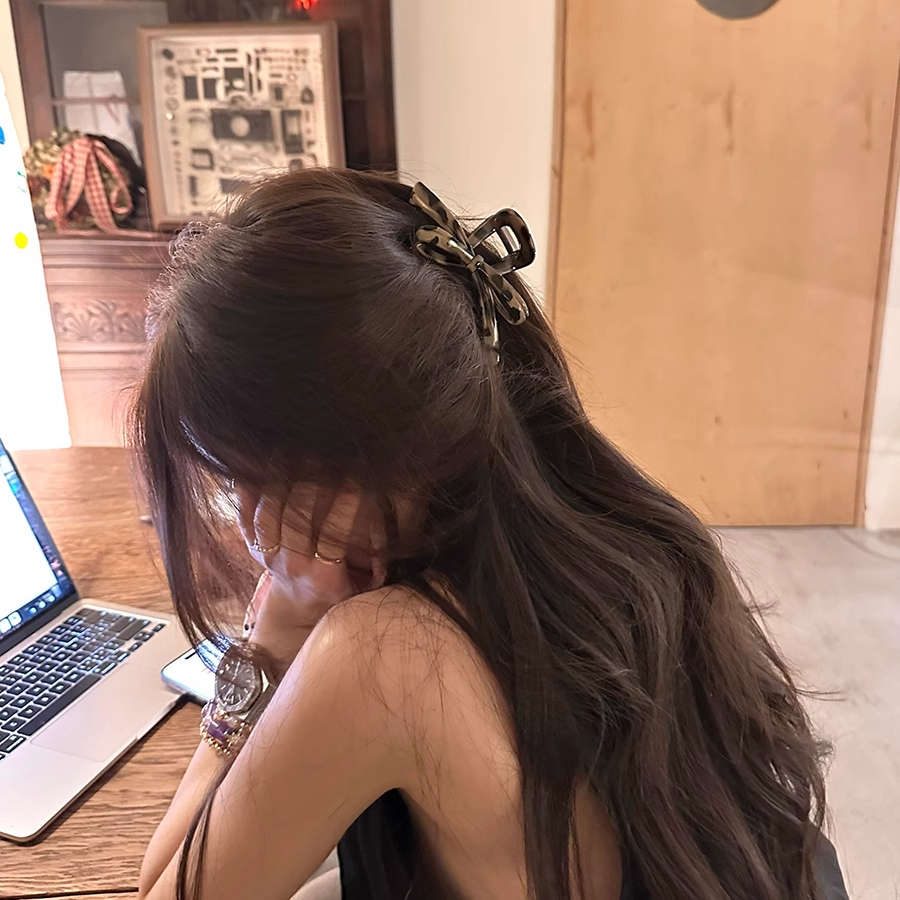韩系豹纹蝴蝶结抓夹女发饰2025新款盘发鲨鱼夹高级感气质夹子发夹