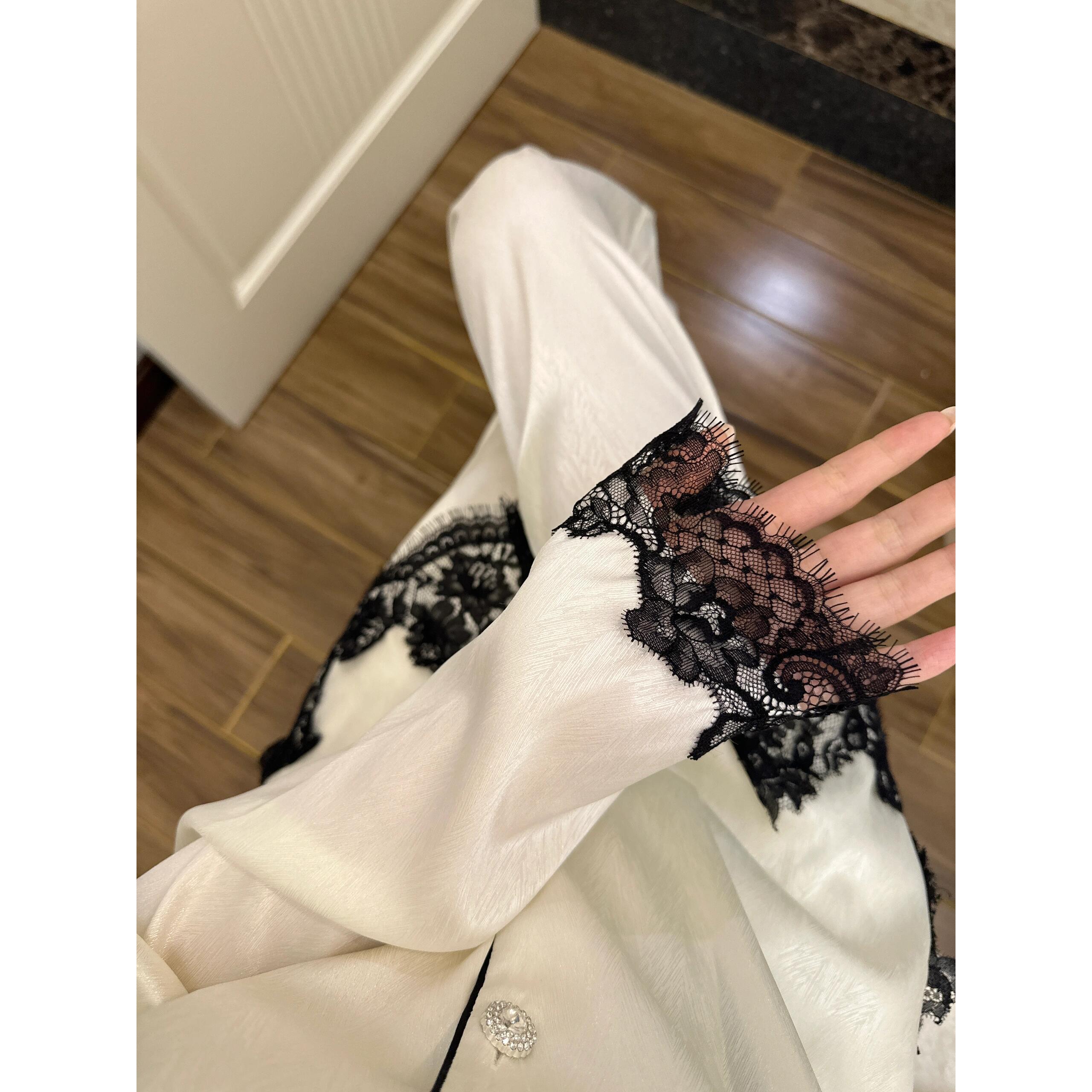 法式蕾丝高级感花边拼接冰丝睡衣女春秋季新款宽松外穿家居服套装