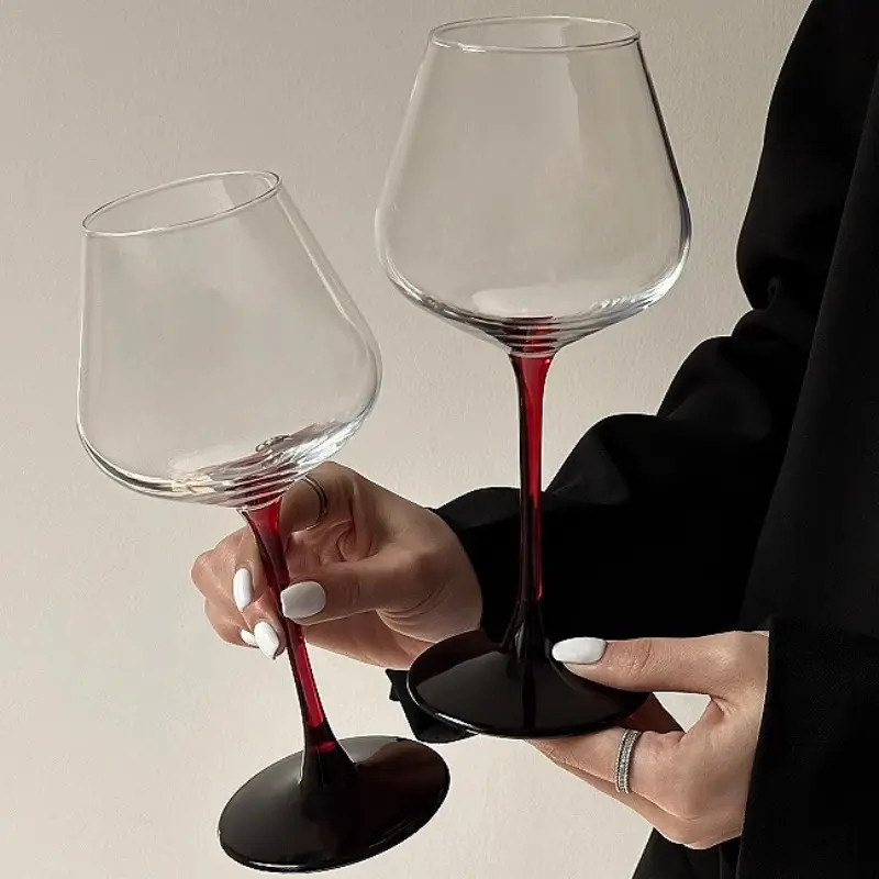 红杆黑领结红酒杯高脚杯家用ins风网红葡萄酒勃艮第大肚香槟杯子