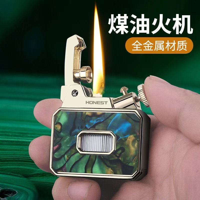 新款千龙百诚煤油打火机一键弹射点火透明仓个性创意复古高端机
