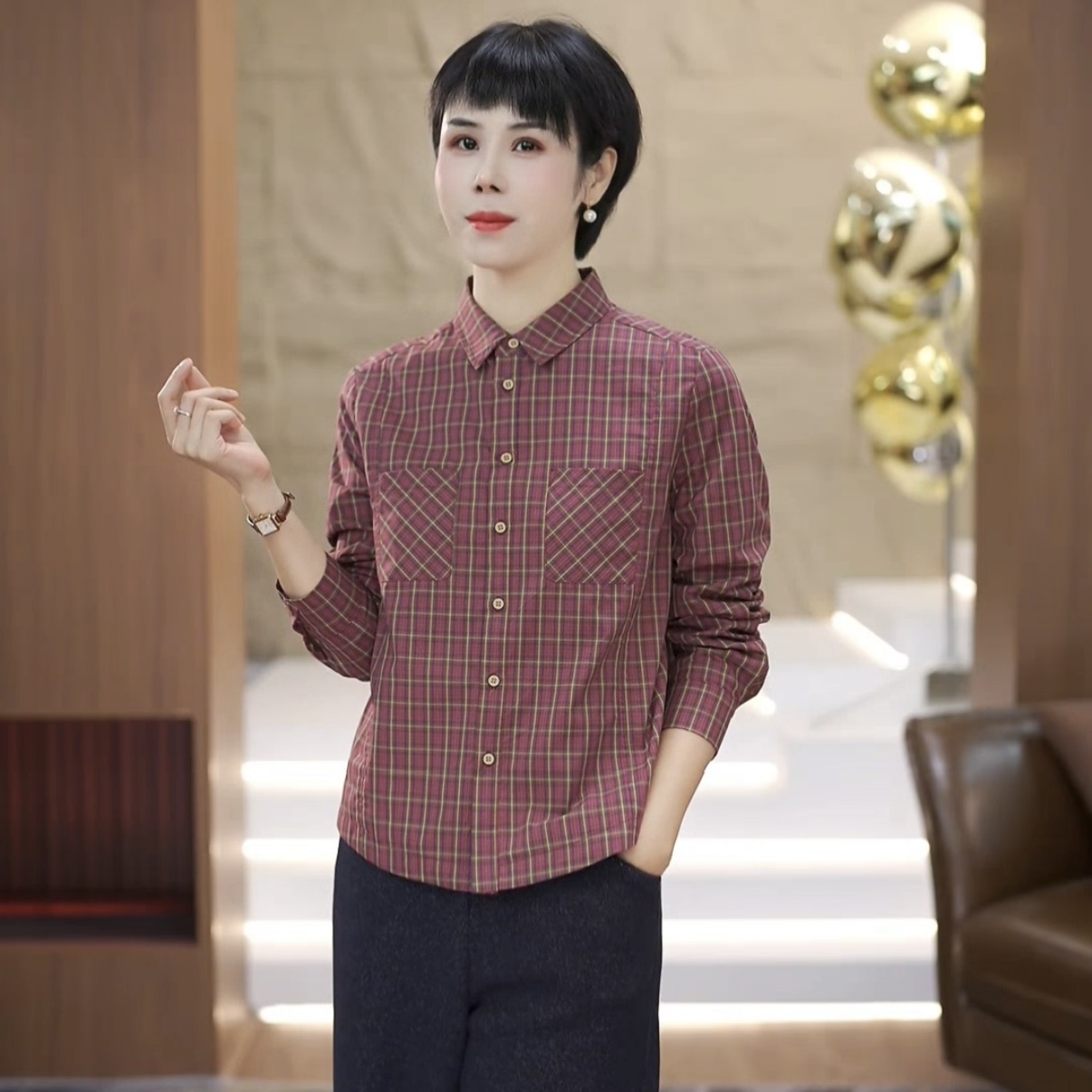 【渲渲推荐】XR-5353-3冬季翻领减龄加绒口袋格子衬衣