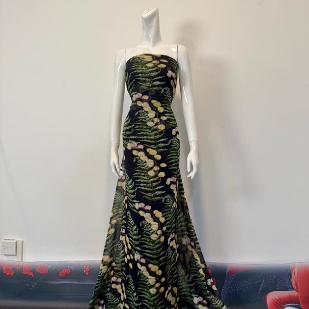 黑底绿色花garmon雪纺