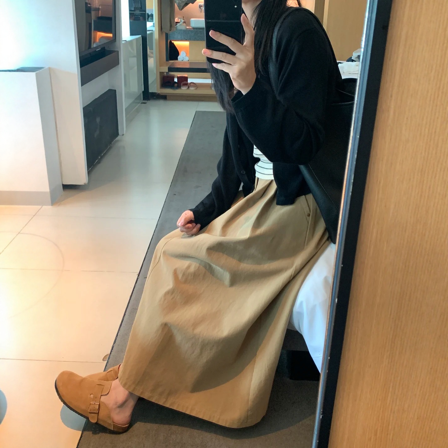 卡其色韩系百搭显瘦遮肚子半身裙女秋季大码梨型身材宽松遮胯裙子