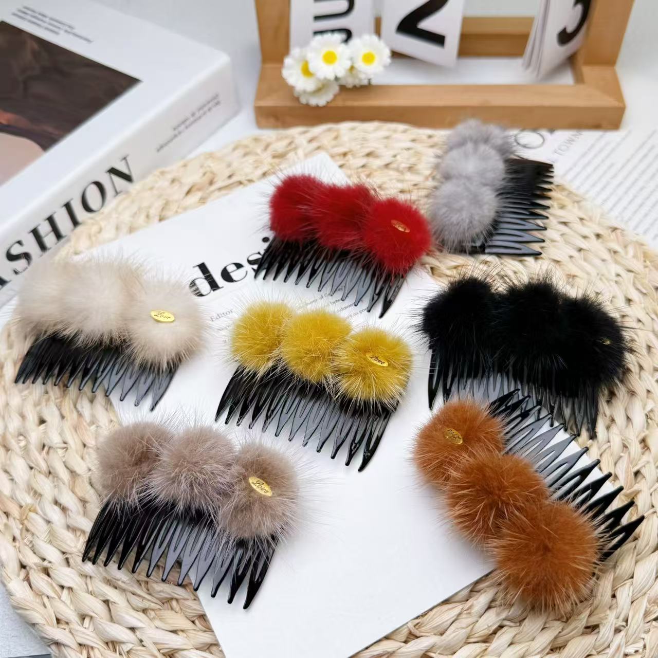 KQE/秋冬新款水貂毛倒插梳时尚百搭刘海侧边夹气质可爱碎发神器