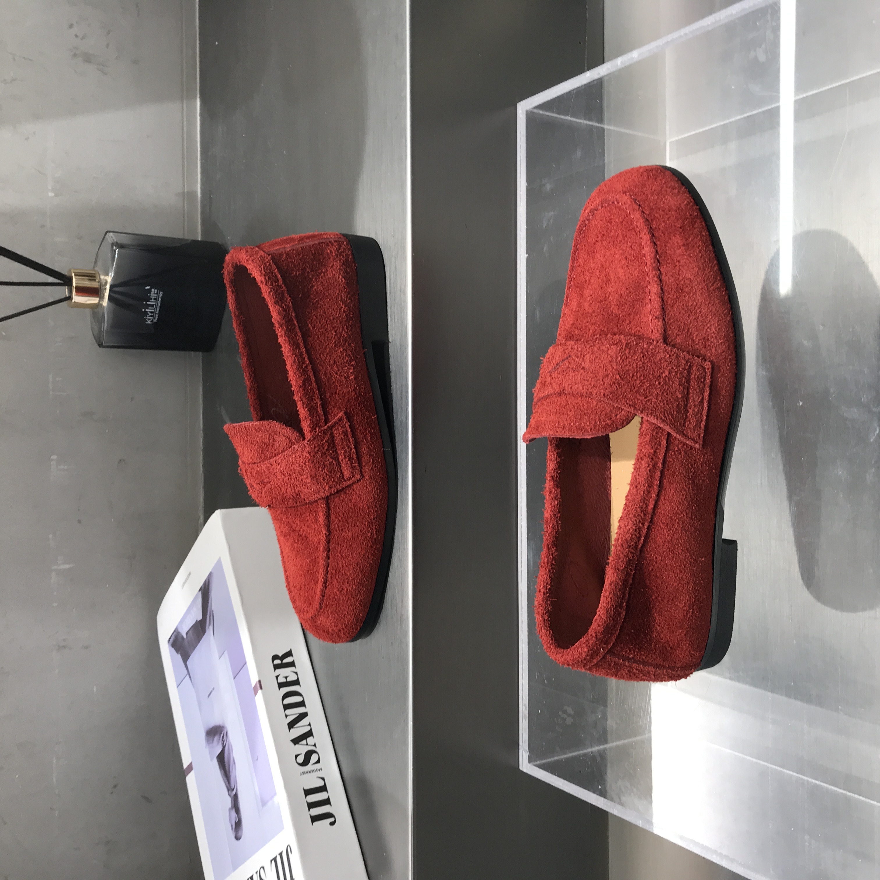 头层牛皮平底乐福鞋女2025秋季新款圆头柔软透气时尚豆豆鞋单鞋潮