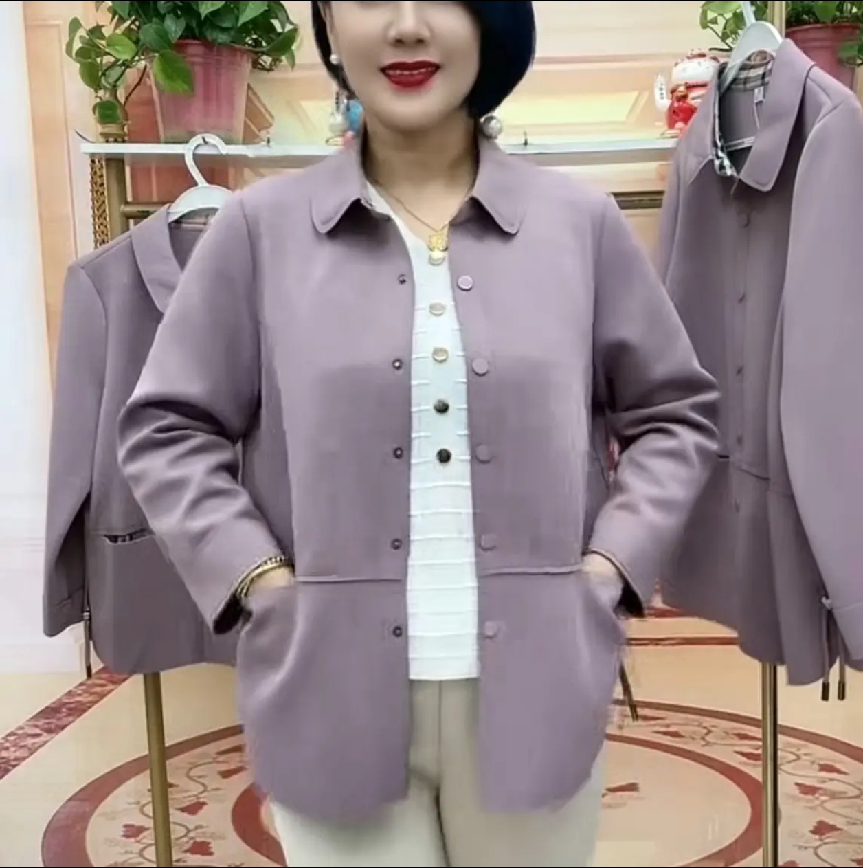 2025时尚秋款村色妈妈纽扣带兜女装气质精品大码休闲显瘦保暖外搭