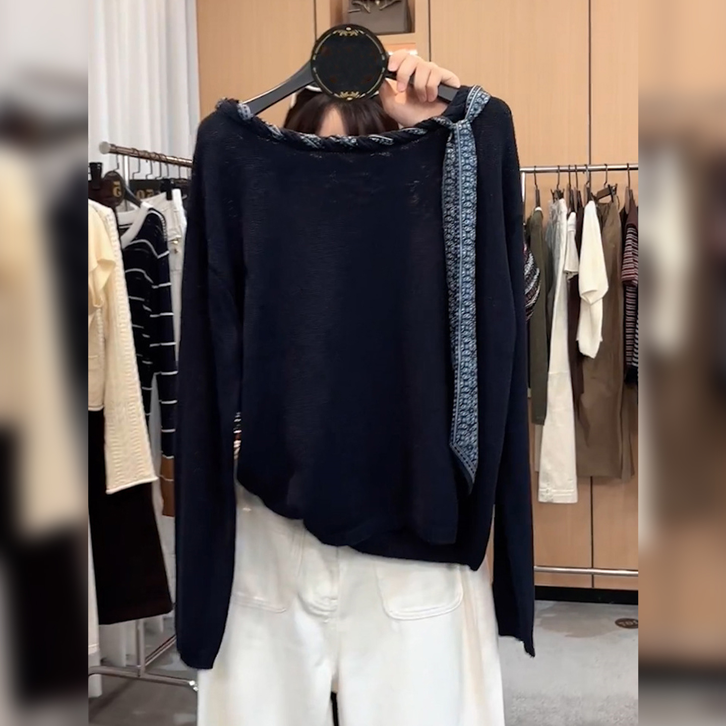 宽松百搭气质针织衫2025秋季流行简约长袖打底衫通勤减龄上衣女装