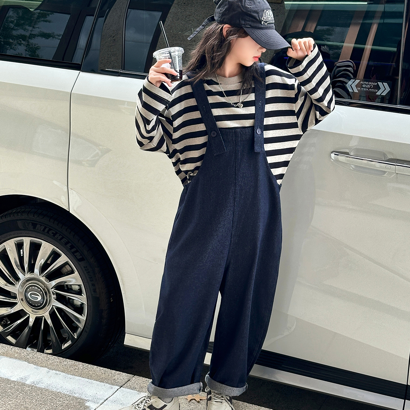 女童秋季套装2025新款韩系休闲条纹卫衣儿童牛仔背带裤洋气两件套