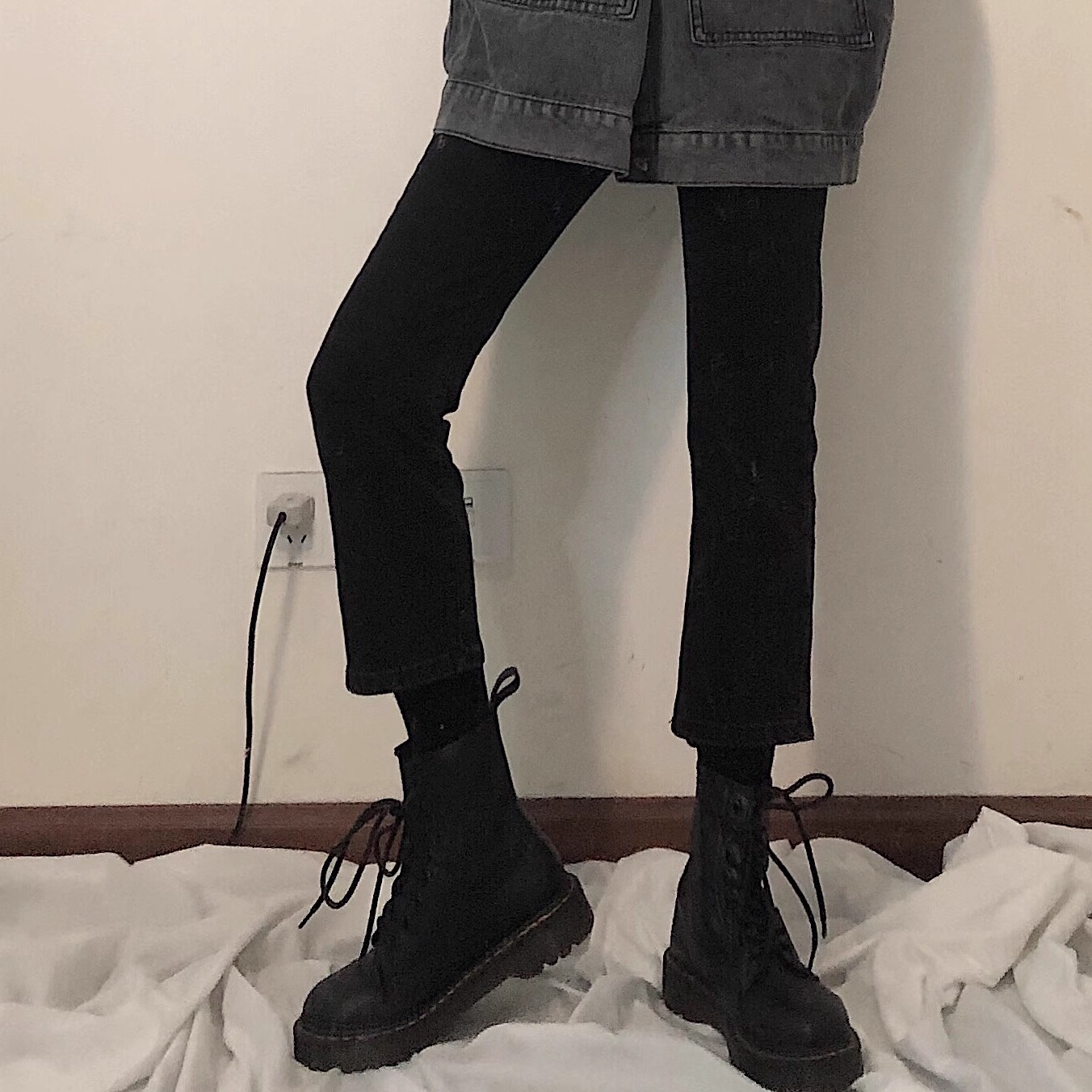 【3058】【低价清仓】梨形身材高腰显瘦百搭加绒烟管裤直筒牛仔裤春秋