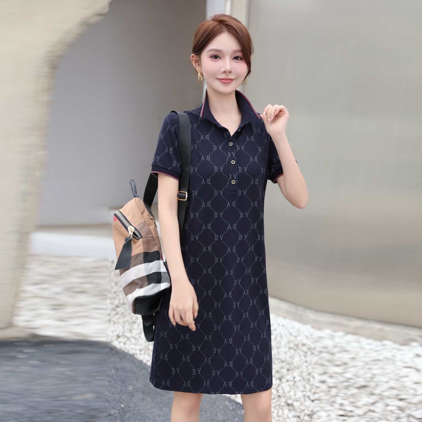 修身薄款休闲百搭字母POLO衫女士翻领短袖连衣裙夏季新款时尚裙子