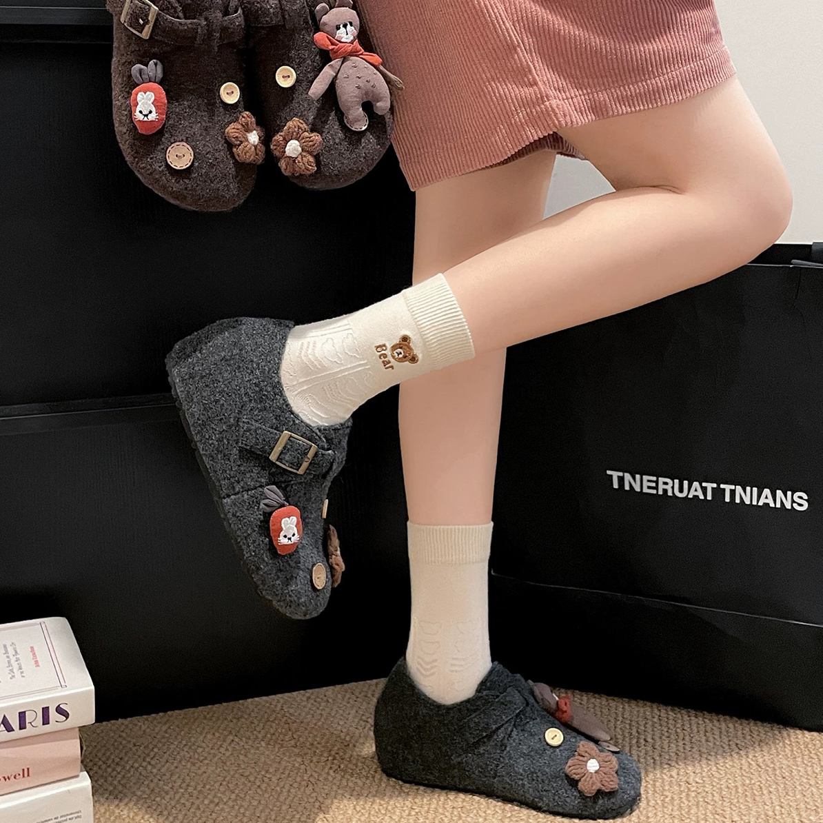 可爱丑萌小熊勃肯鞋女2025秋冬加绒外穿毛毛鞋女包头乐福鞋DY80