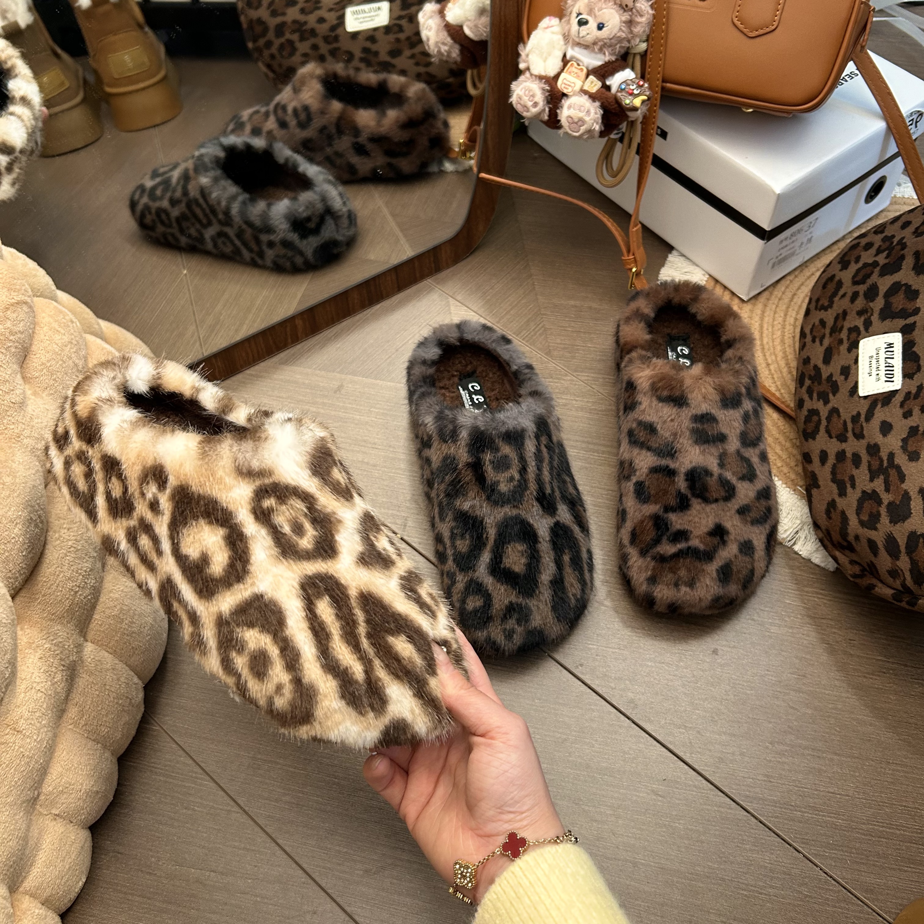 韩版厚底休闲风青春潮流豹纹包头拖毛拖毛毛鞋加绒保暖拖鞋