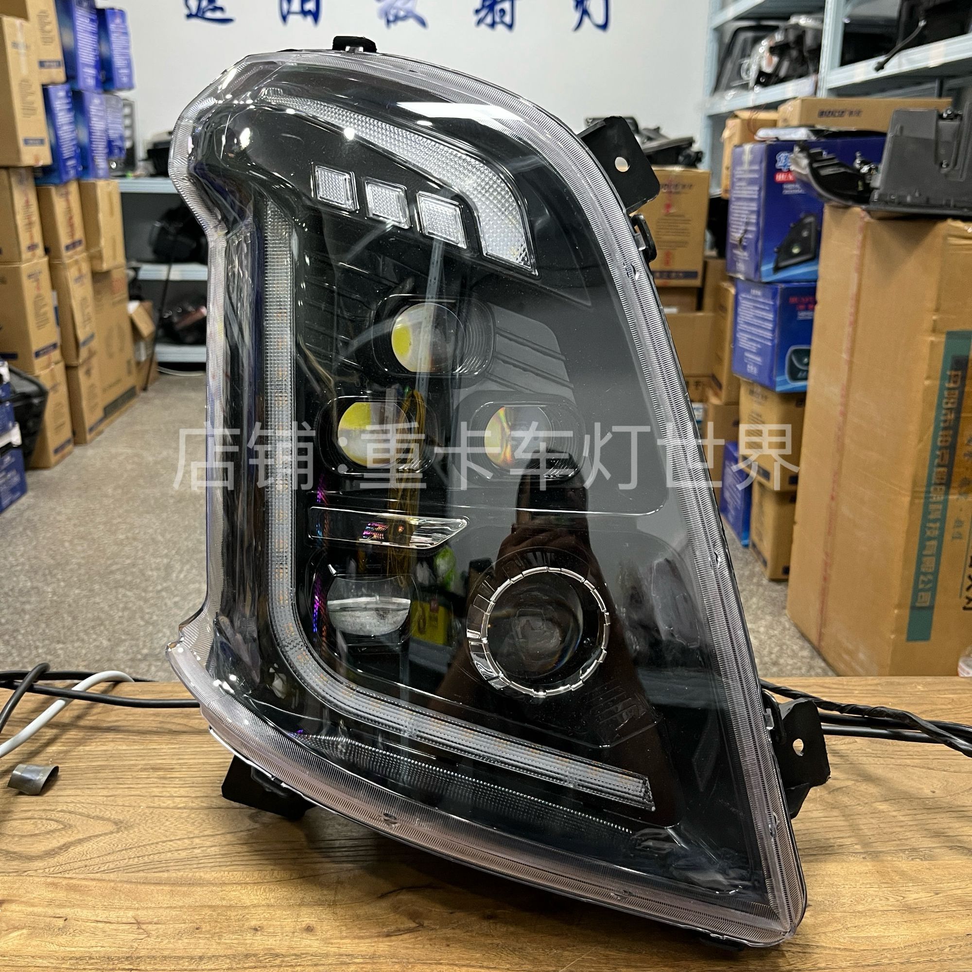 柳汽乘龙H7矩阵大灯总成乘龙H5M3激光超亮透镜款原厂配
