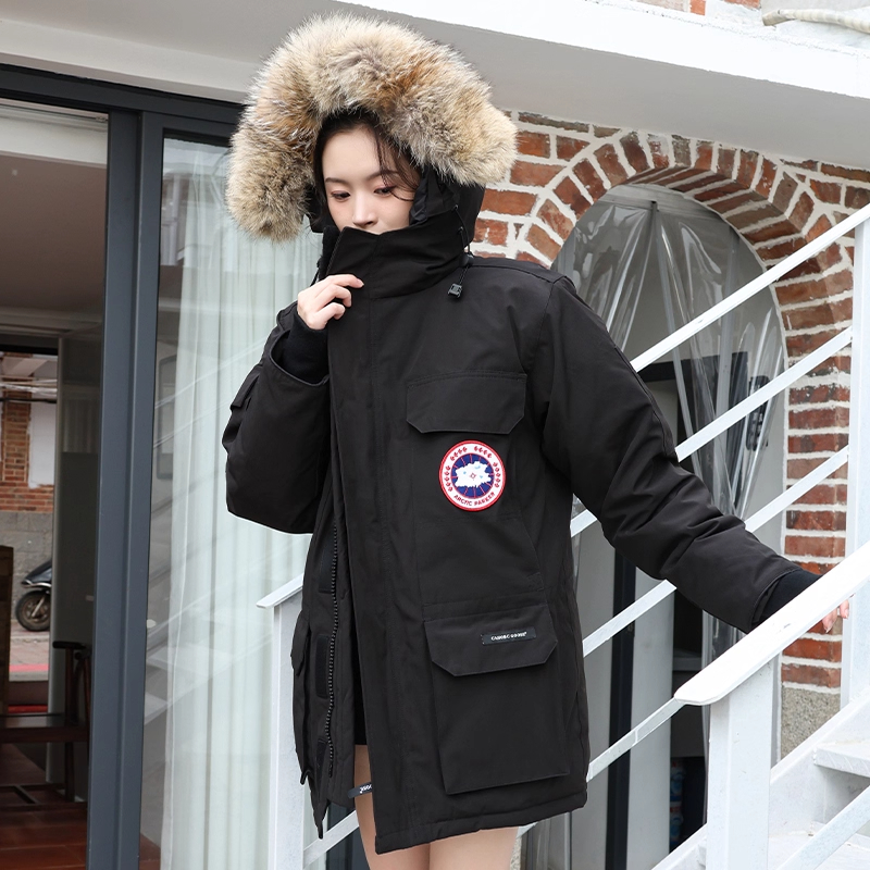 蒙口平2025新款工装羽绒服女短款冬季小个子情侣加厚派克服外套男