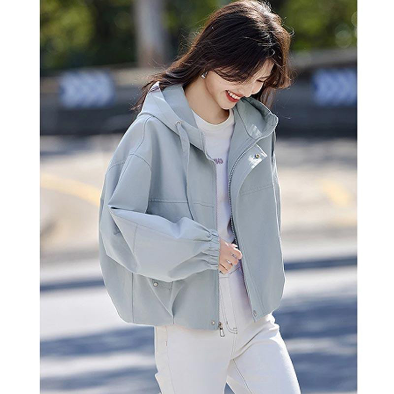 高端轻奢短款连帽风衣外套女春秋新款小个子宽松休闲夹克百搭上衣