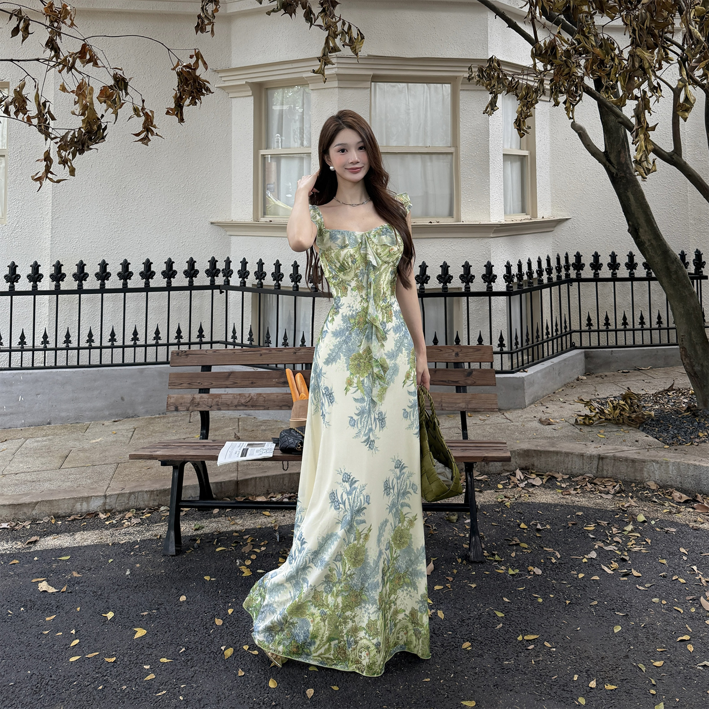 【莫奈花园】法式方领田园风裙子2025新款高级感收腰显瘦荷叶边长裙