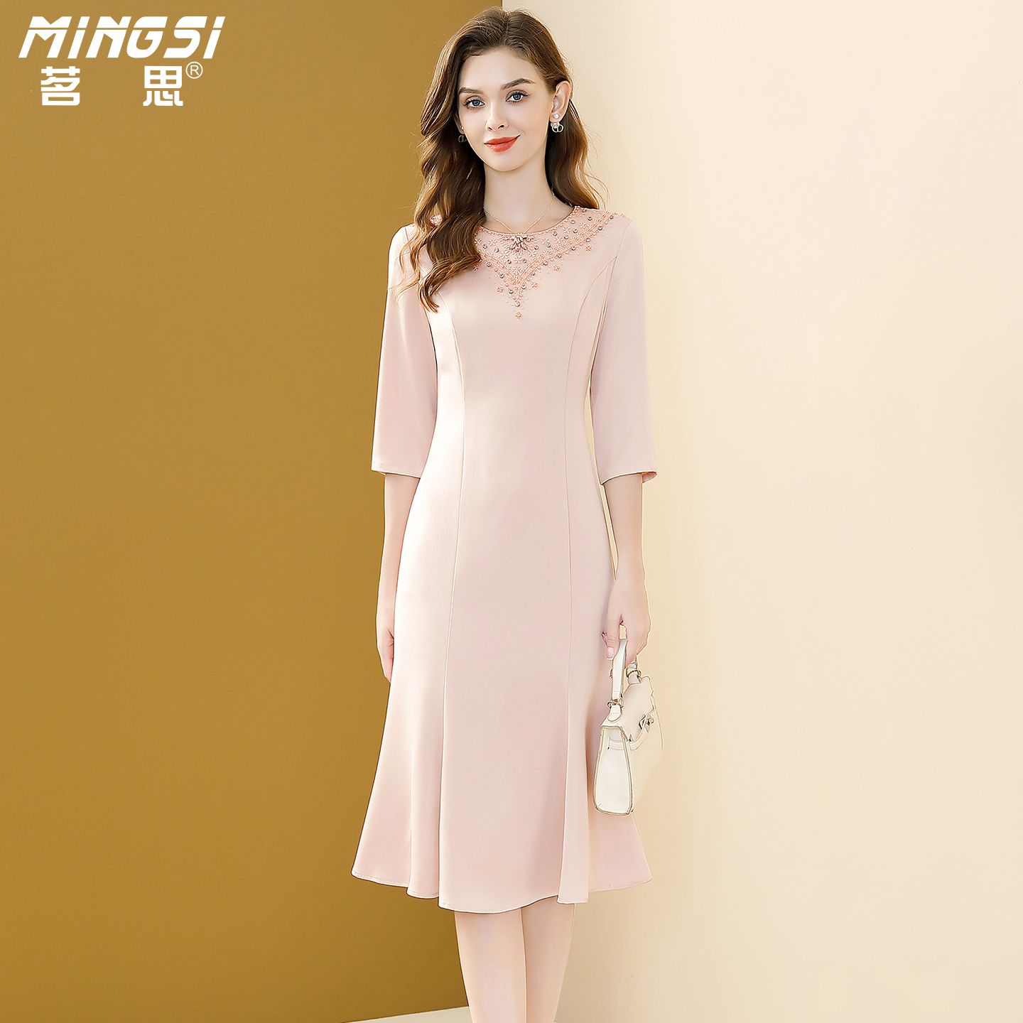 茗思气质连衣裙2025秋装新款千金清冷感贵系衣服修身显瘦鱼尾裙