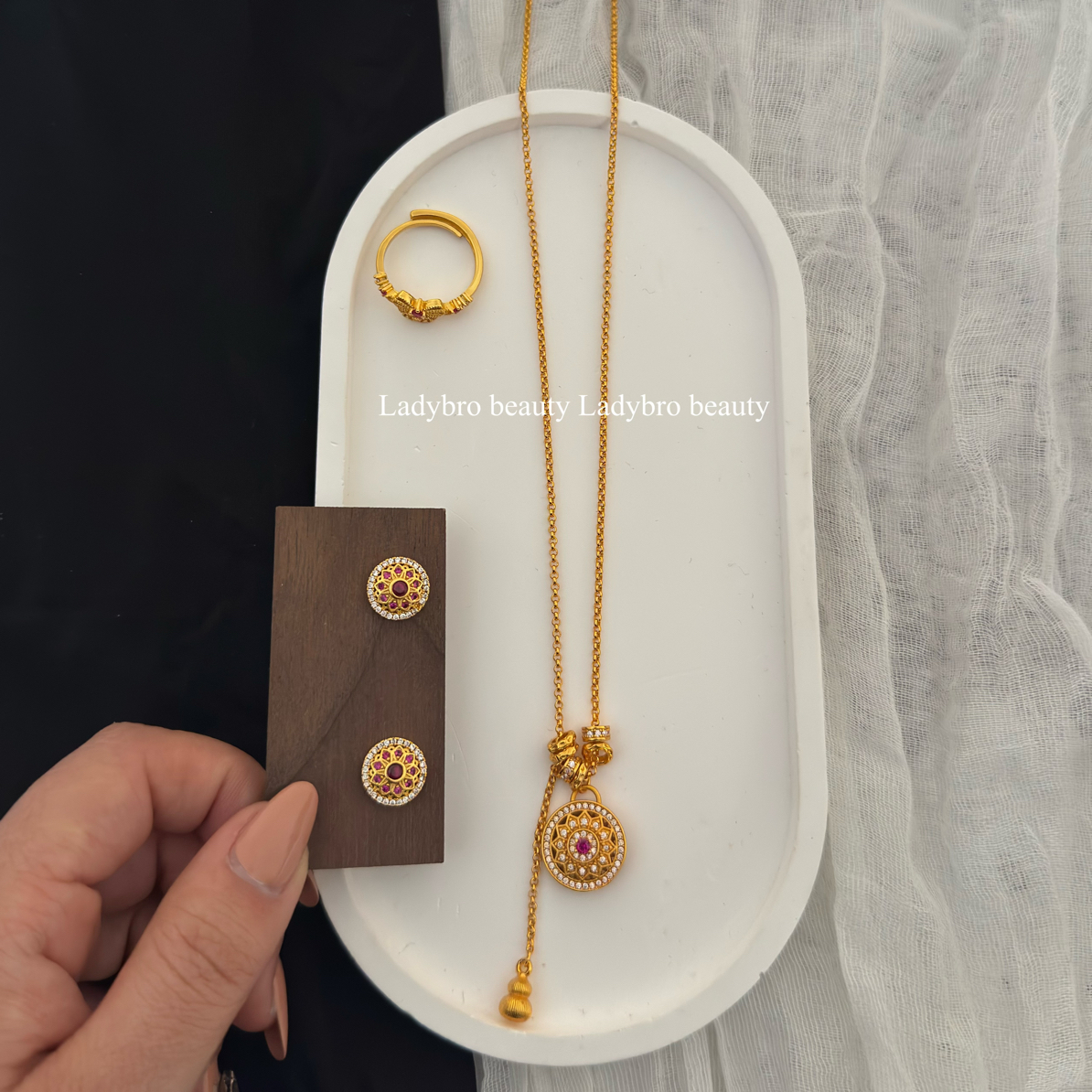 铜合金亚克力项链 宝相花罗盘项链新中式轻奢葫芦跑环百搭三件套
