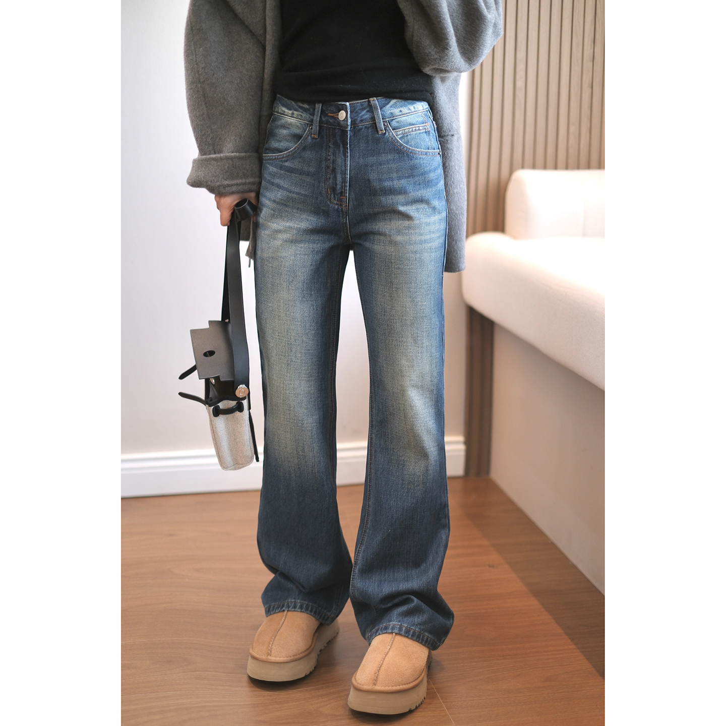 “修腿牛仔”做旧加绒复古中腰显瘦无弹力神裤直筒微喇牛仔裤