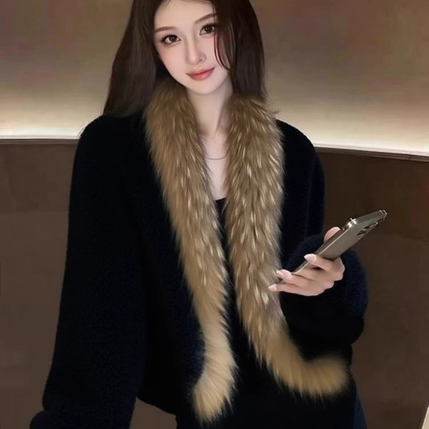 女士黑色加厚毛毛外套2025冬季新款绝美巨好看的小个子毛领小上衣