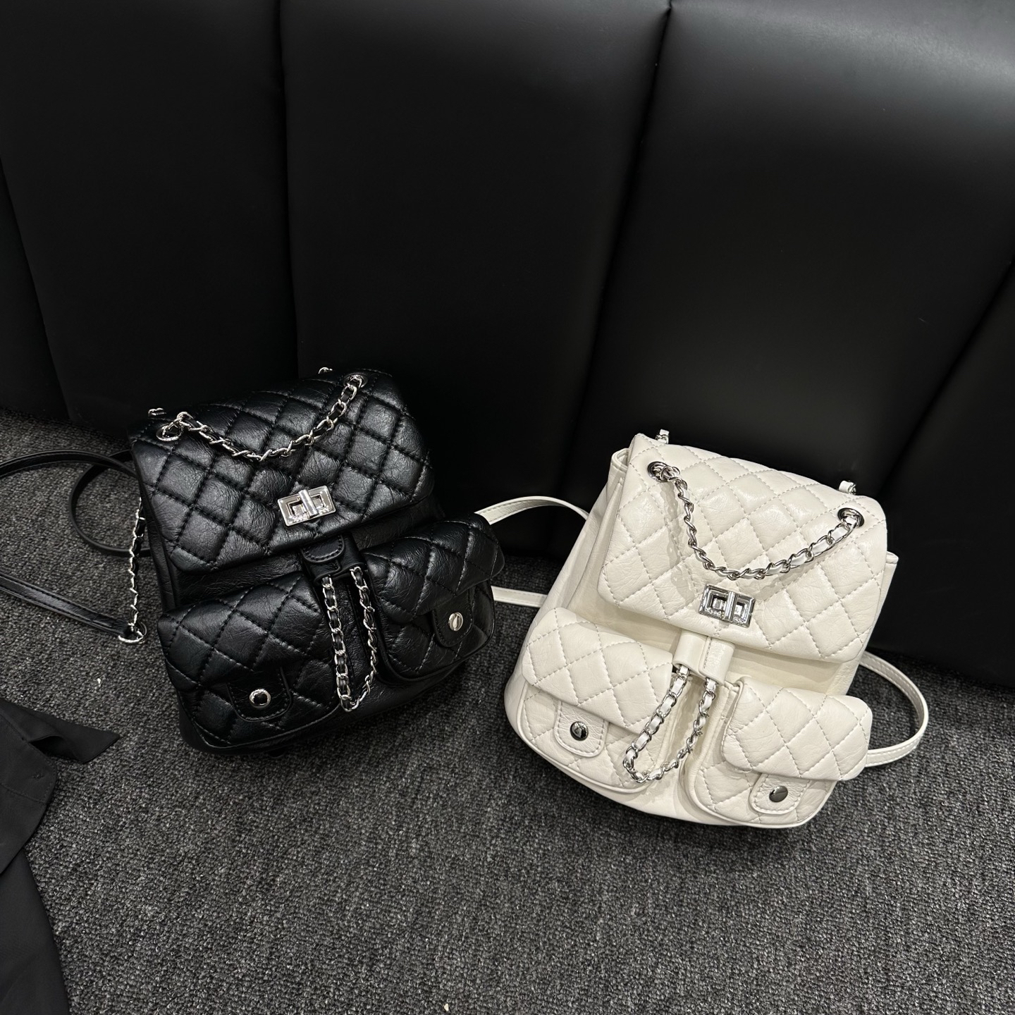 2025秋冬上新小香风菱格链条锁扣翻盖双肩背包气质名媛风休闲女包