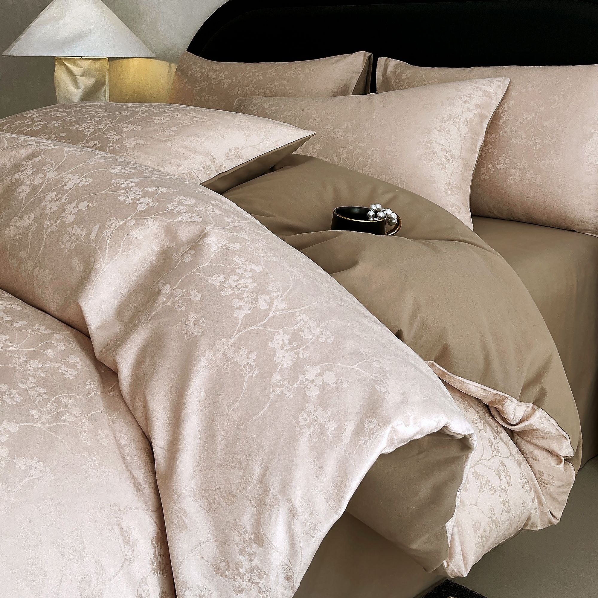 轻奢加厚磨毛提花四件套纯棉100%全棉高档适合裸睡床单笠奢华床品