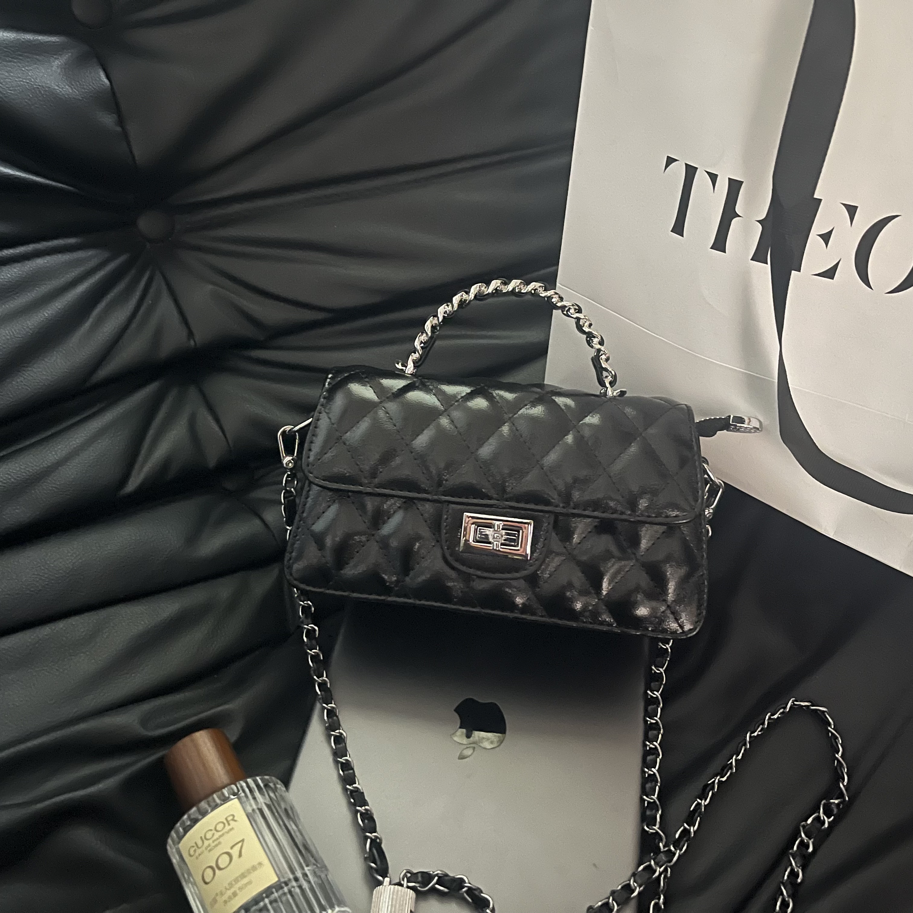 2025春季新款氛围菱格链条小香风单肩斜挎包手拎包设计简约百搭